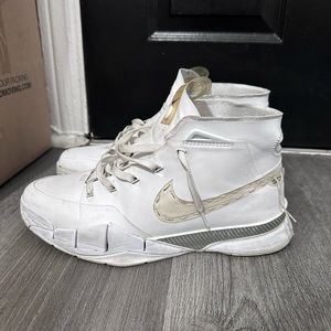 Nike Kobe 1 Protro Noise Cancelling White Platinum CI9911-110 Men's Size 11.5 US